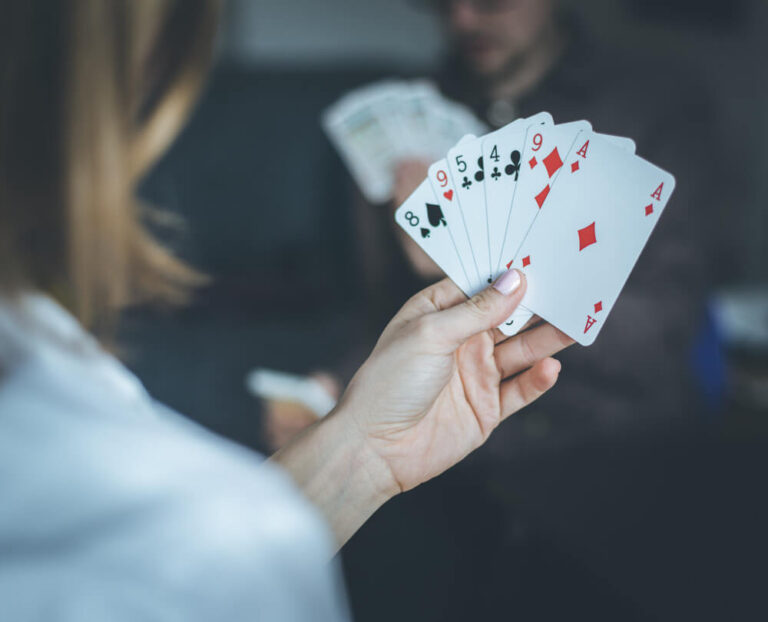 Jak skutecznie tasować karty?