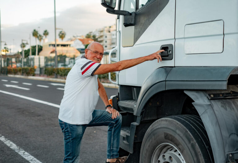 Dlaczego warto korzystać z mobilnych serwisów dla ciężarówek?